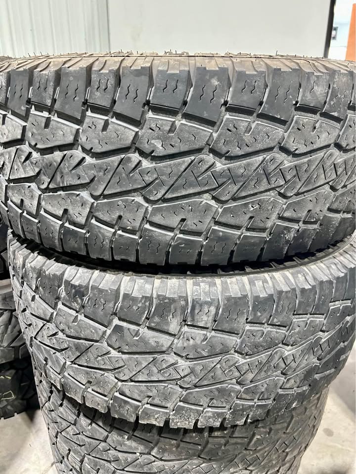 R20, 275/60R20, Procomp