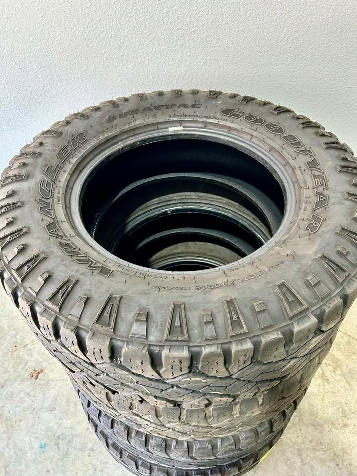R18, 275/70R18, Goodyear